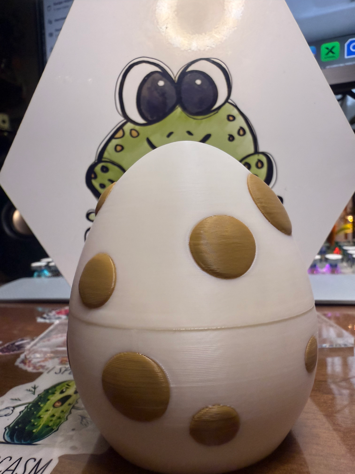 Mystery Egg - Spikey Bronto image 3